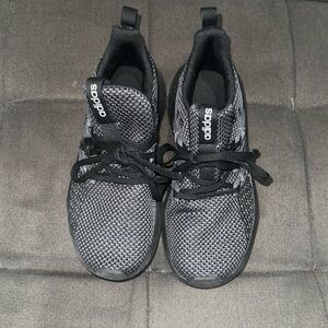 Adidas Tennis Shoes - Boy size 4